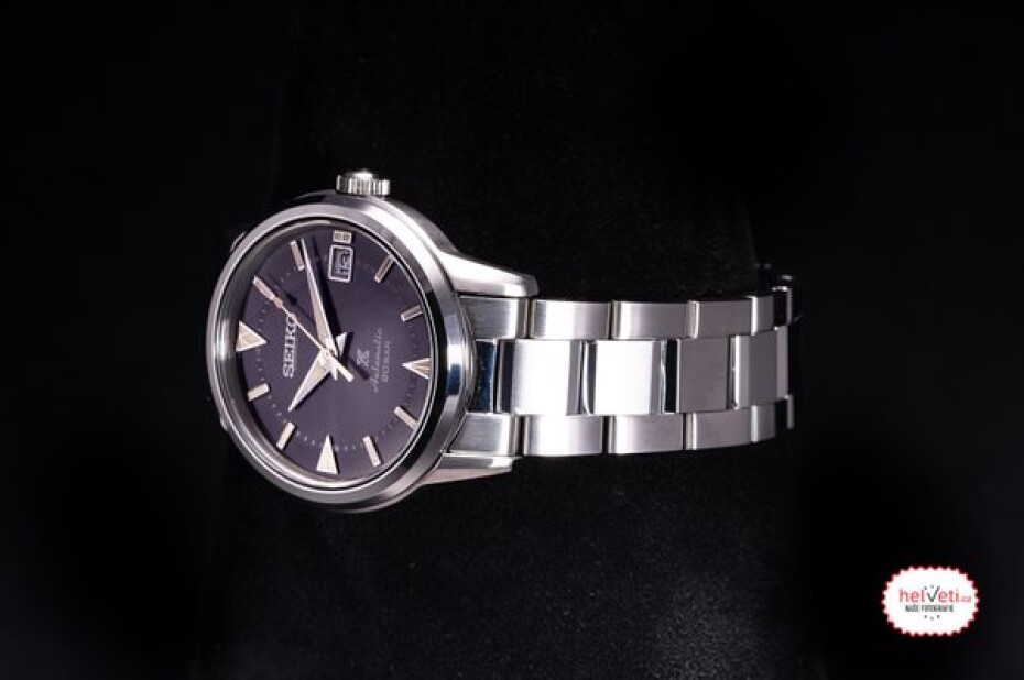Seiko Alpinist SPB243J1 Modern Re-interpretation - main (2)