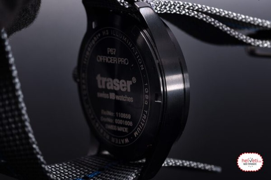 Traser P67 Officer Pro Grey Nato s pruhem - main (8)