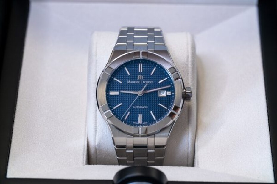 Maurice Lacroix Aikon Automatic AI6008-SS002-430-1 - main (17)