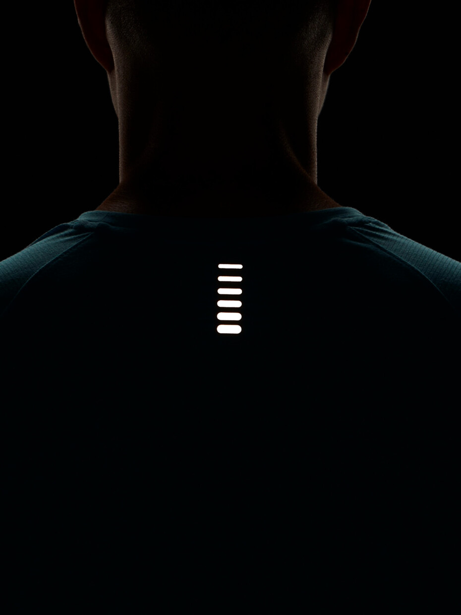 Under Armour sportovní tričko UA STREAKER TEE světle modré - main (2)
