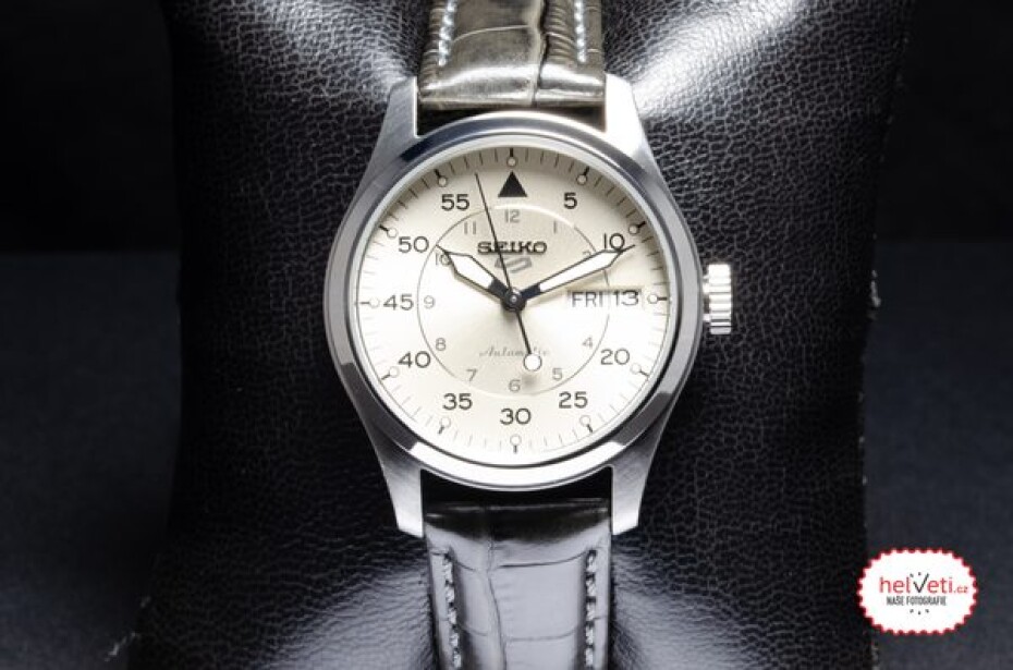 Seiko 5 Sports Automatic SRPJ87K1 - main (7)