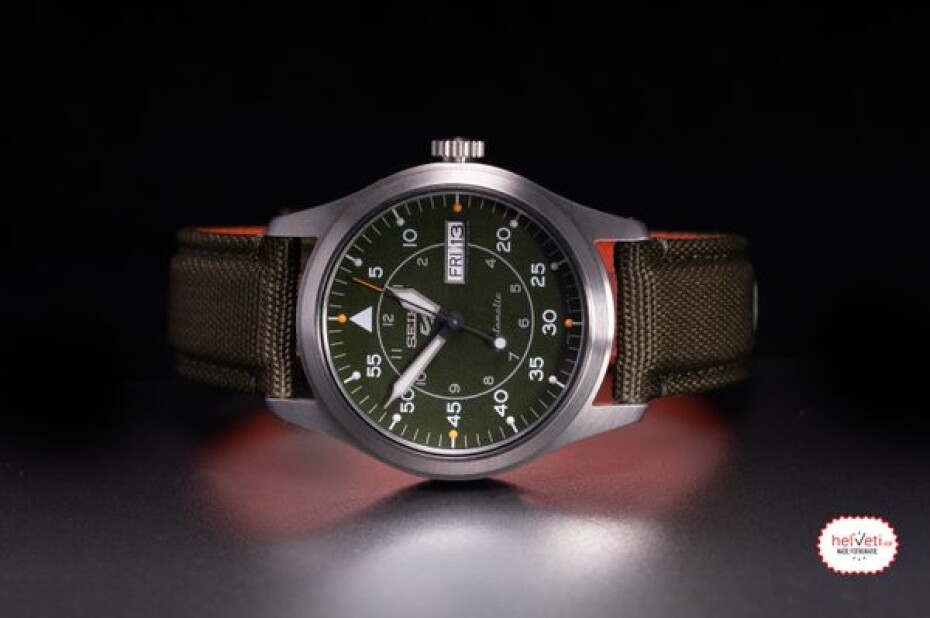 Seiko 5 Sports Automatic SRPH29K1 - main (1)