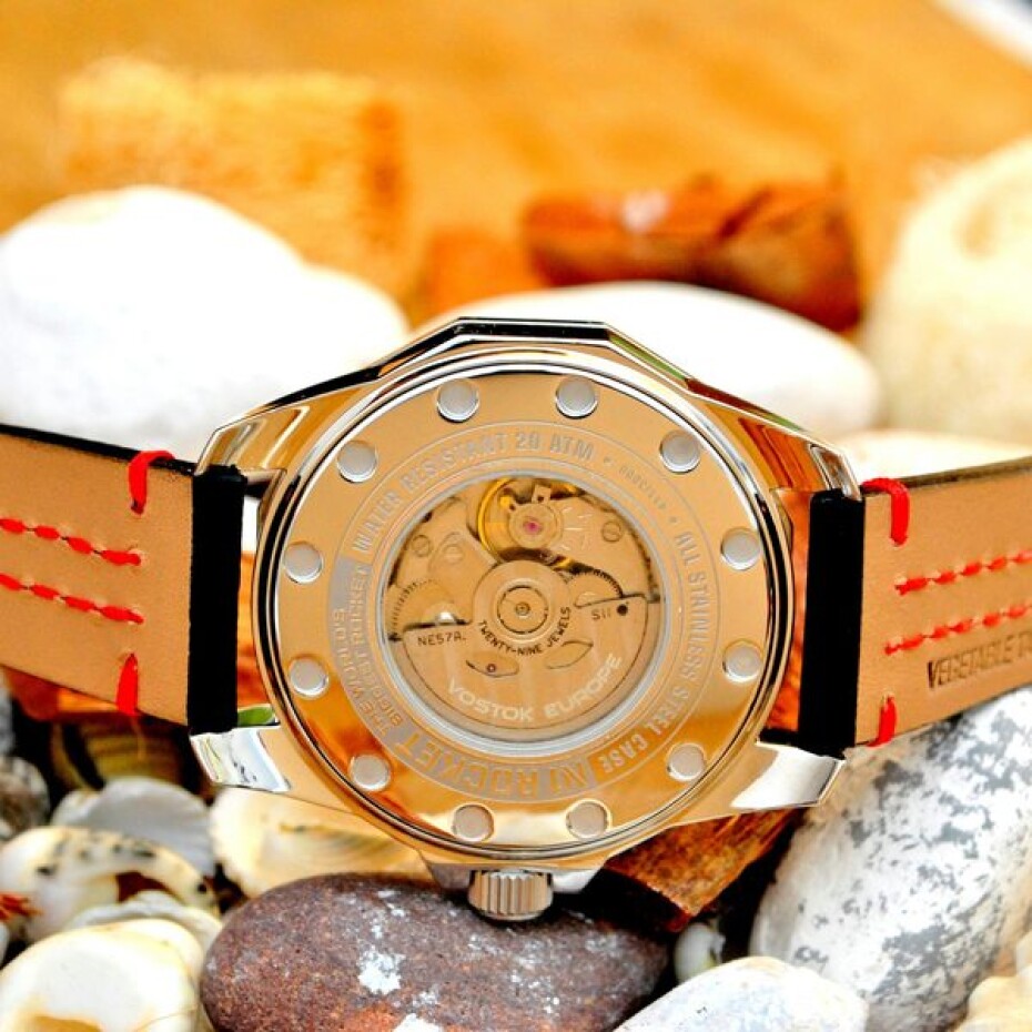 Vostok Europe N-1 Rocket Automatic Power Reserve NE57-225A563 - Ocelový řemínek  - main (8)