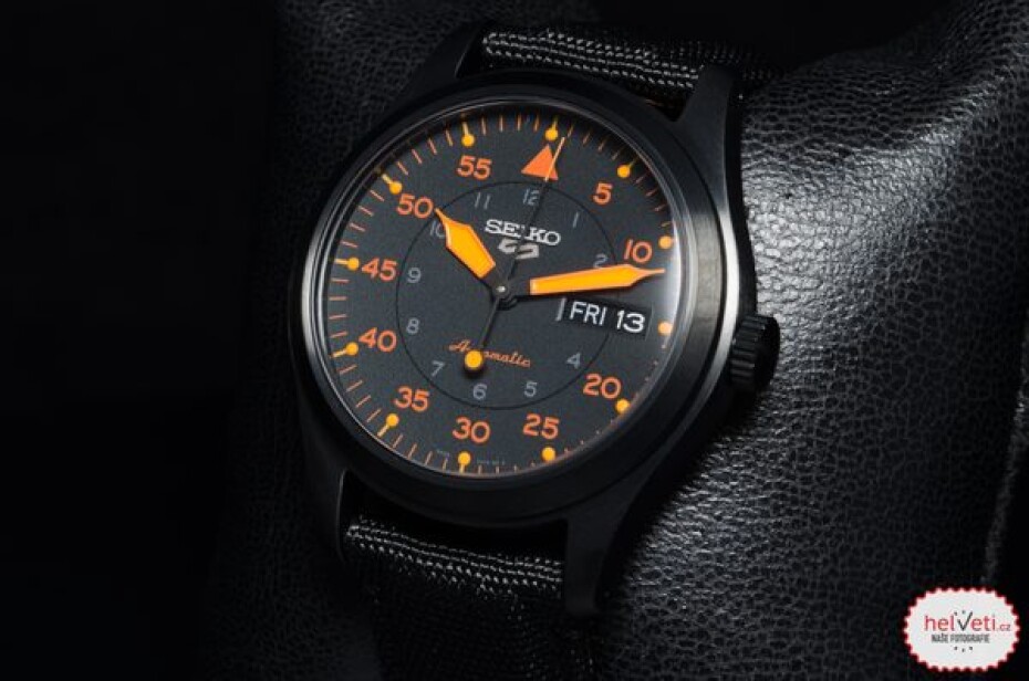Seiko 5 Sports Automatic SRPH33K1 - main (5)