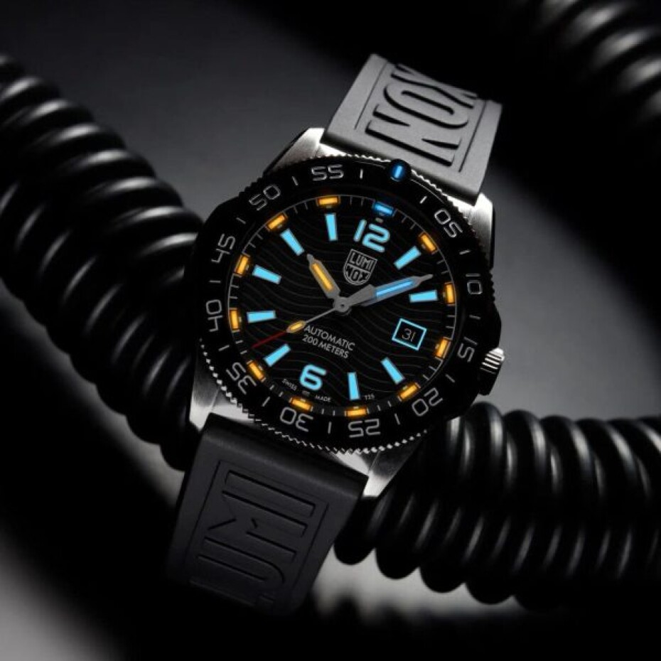 Luminox Pacific Diver Automatic 3100 Series XS.3101 - main (8)
