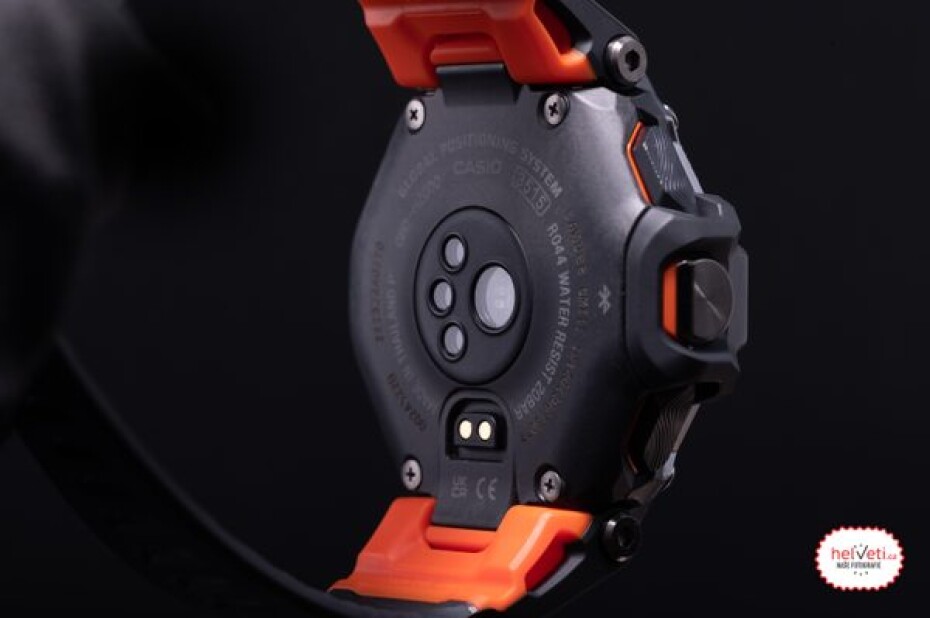 Casio G-Shock G-Squad GBD-H2000-1AER - main (9)
