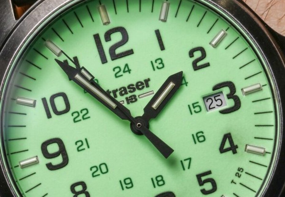 Traser P67 Officer Pro GunMetal Lime Silikon - main (22)