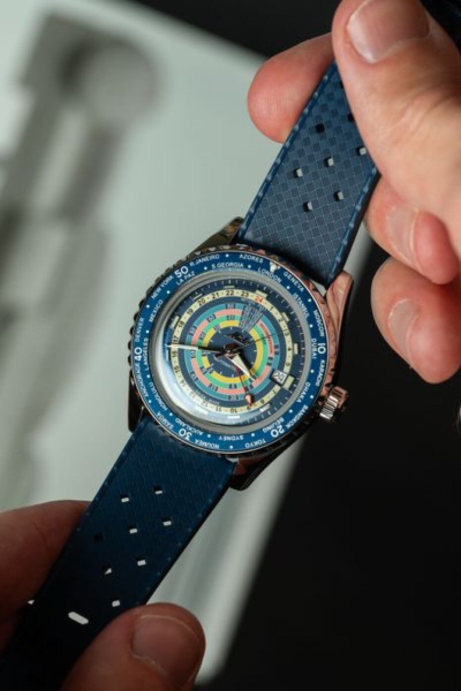 Mido Ocean Star Decompression Worldtimer M026.829.17.041.00 - main (5)