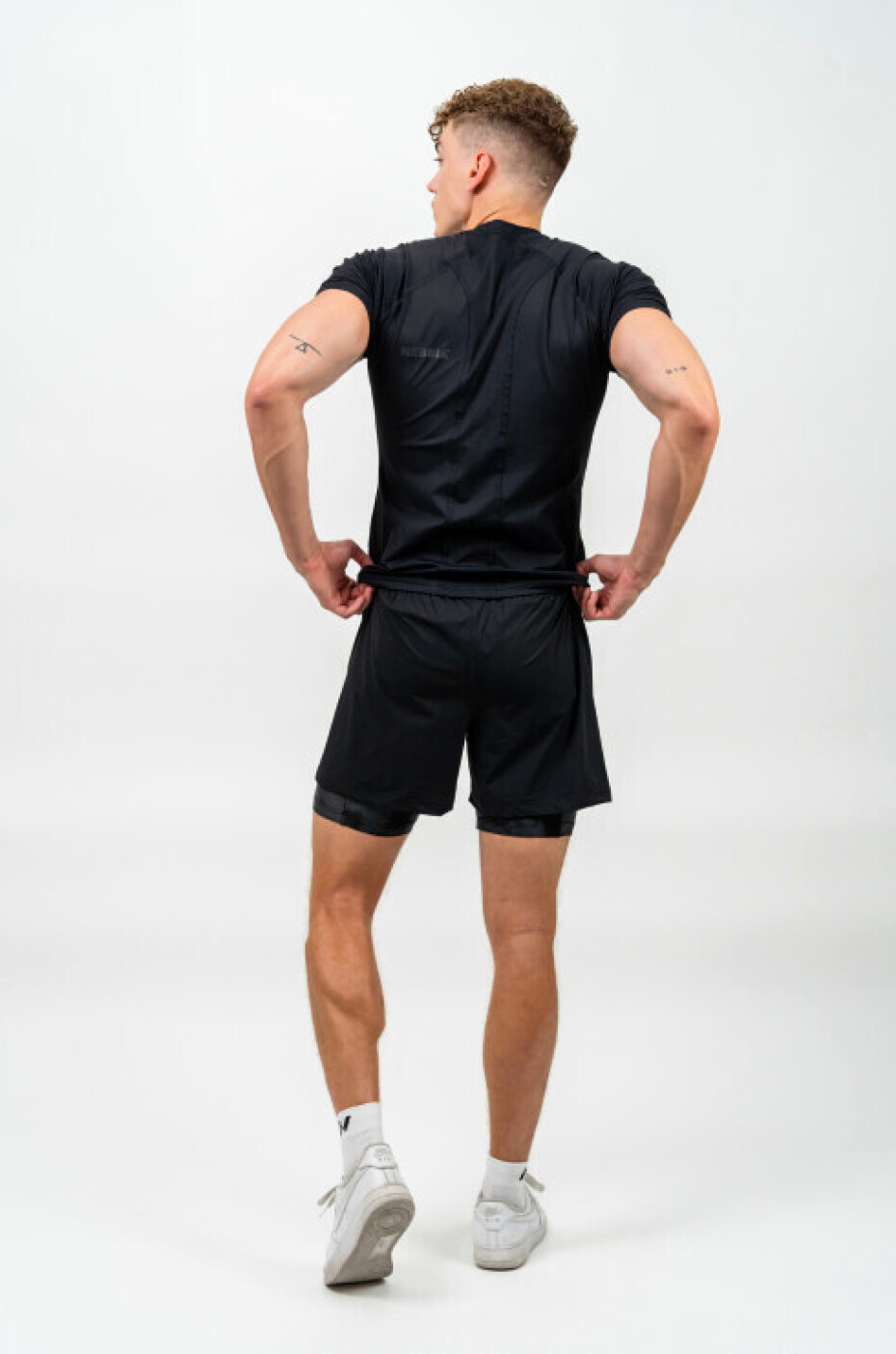 Nebbia Performance+ Kompresní Sportovní tričko Endurance 346 Black černá - main (2)