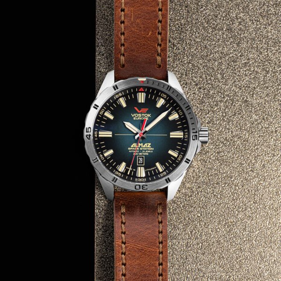 Vostok Europe Almaz Automatic Line NH35-320A678 - main (3)