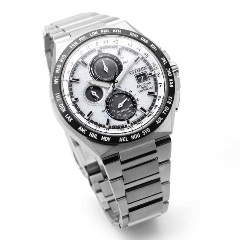 Citizen Worldtime Radio Controlled Super Titanium AT8238-84A - main (14)