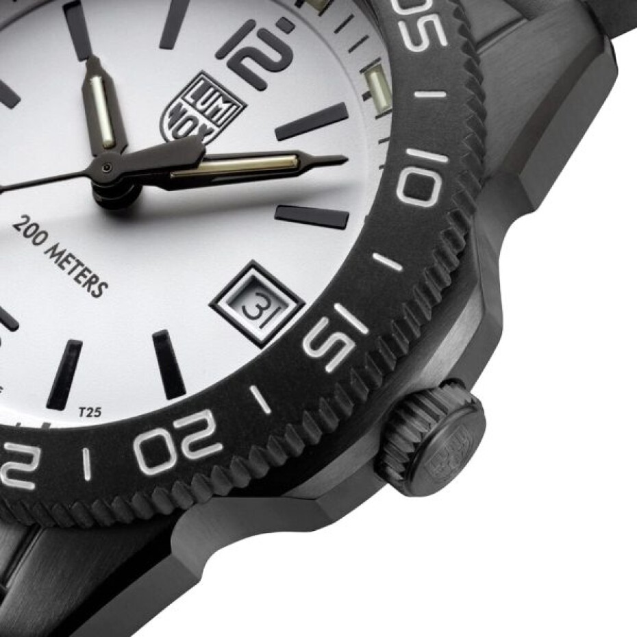 Luminox Pacific Diver XS.3127M - main (1)