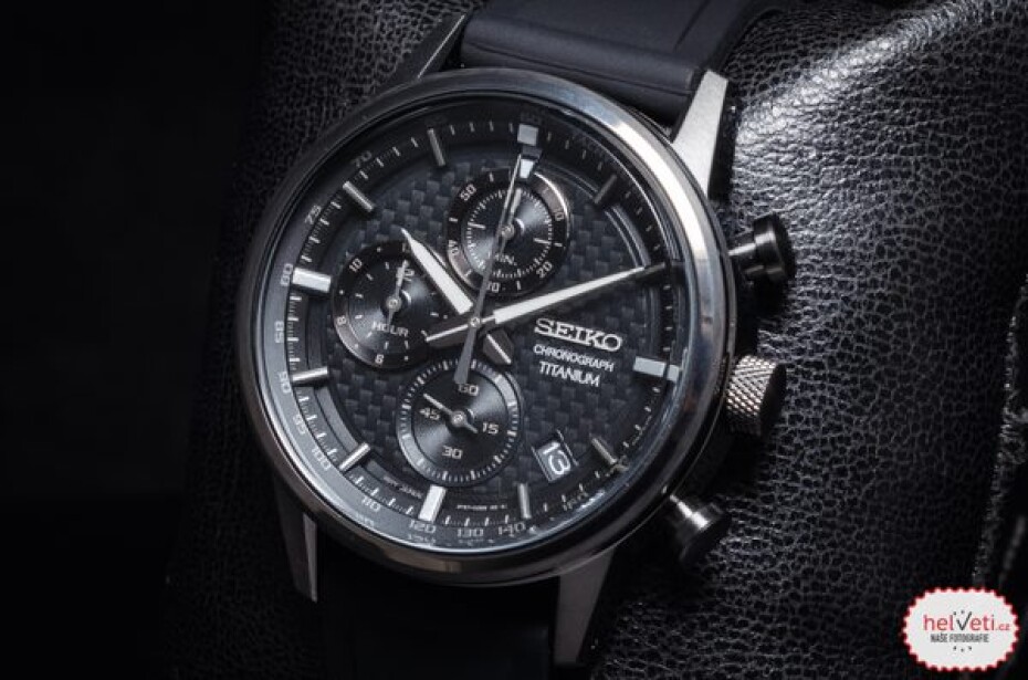 Seiko Quartz Titanium Chronograph SSB393P1 - main (5)