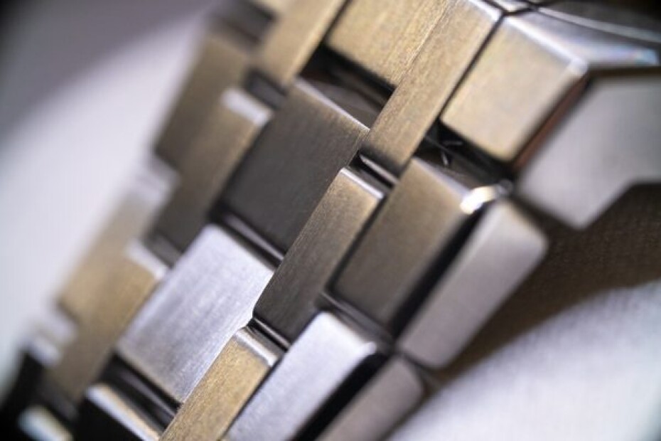 Maurice Lacroix Aikon Automatic AI6008-SS002-430-1 - main (23)