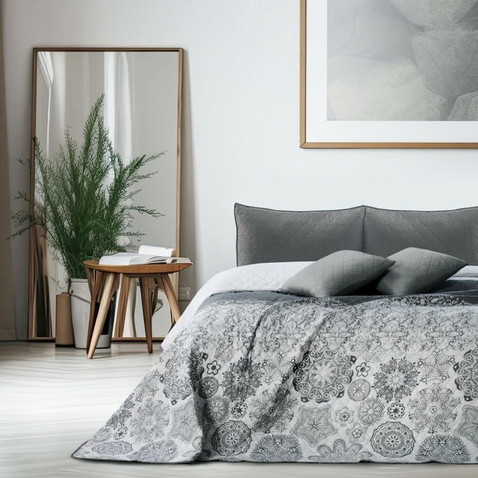 DecoKing Přehoz na postel Alhambra šedá, 170 x 210 cm - main (0)