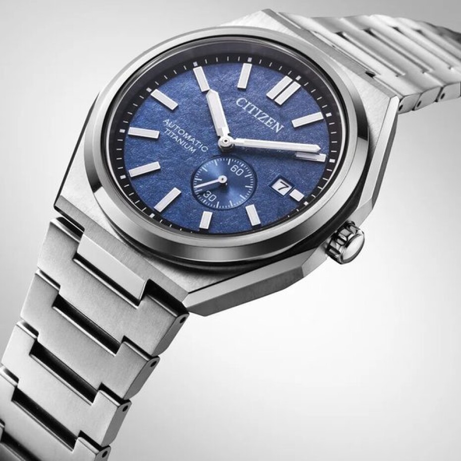 Citizen Super Titanium Automatic Small Seconds NJ0180-80L - main (11)