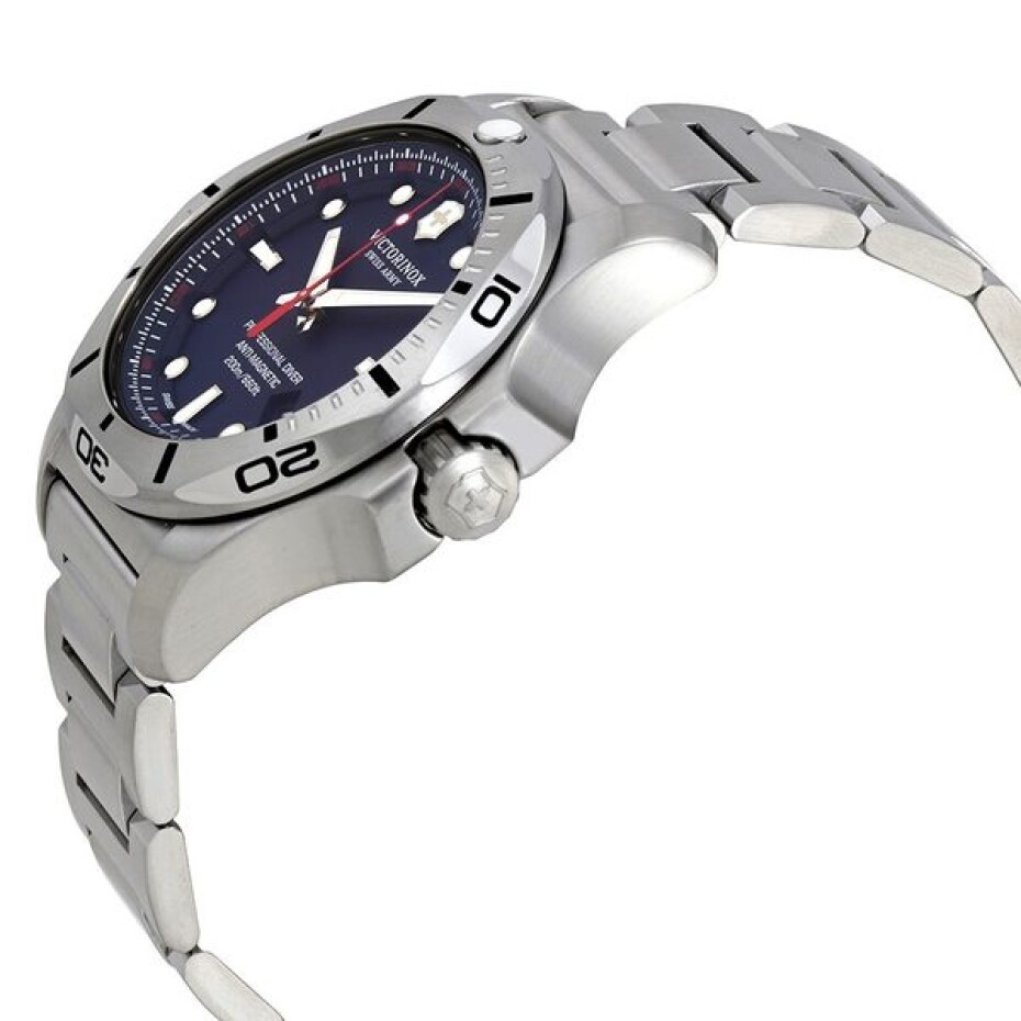Victorinox I.N.O.X. Pro Diver 241782 - main (1)