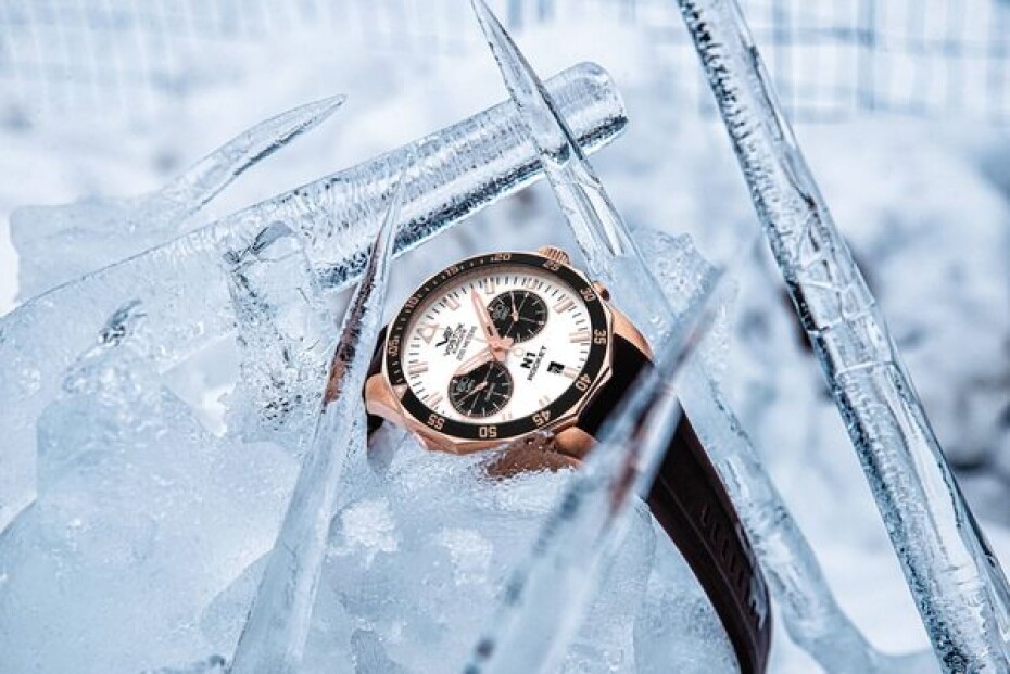 Vostok Europe N-1 Rocket Chrono Line 6S21-225B619S - Černý silikonový řemínek - main (3)