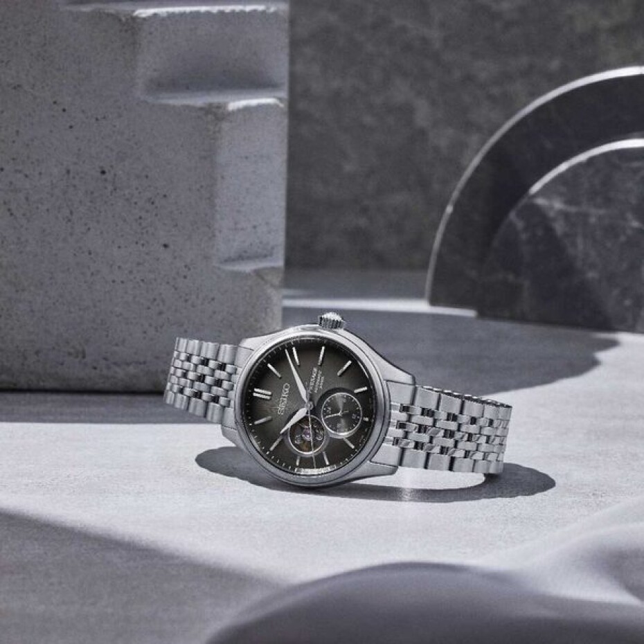 Seiko Presage Classic Series SPB471J1 ‘Sumi-iro’ - main (6)