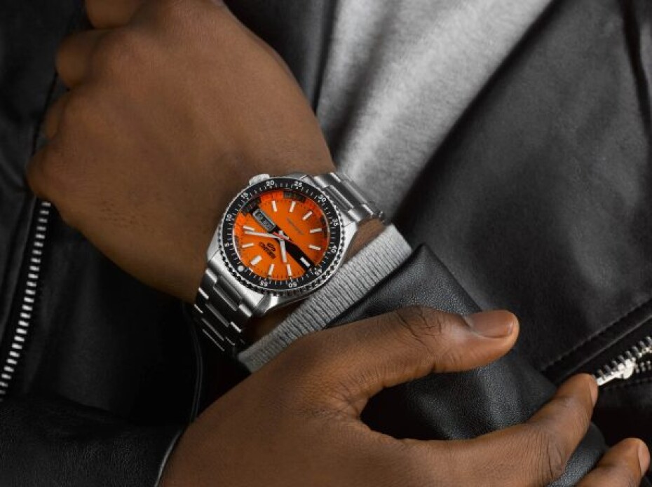 Seiko 5 SKX Sports Style SRPK11K1 55th Anniversary Retro Colour Collection - main (11)