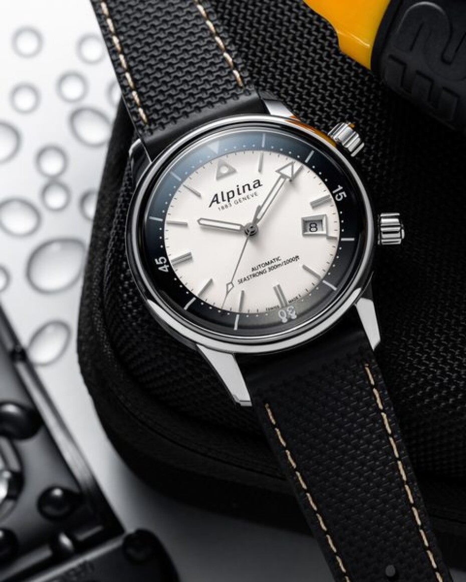 Alpina Seastrong Diver 300 Heritage Automatic AL-525S4H6 - main (5)