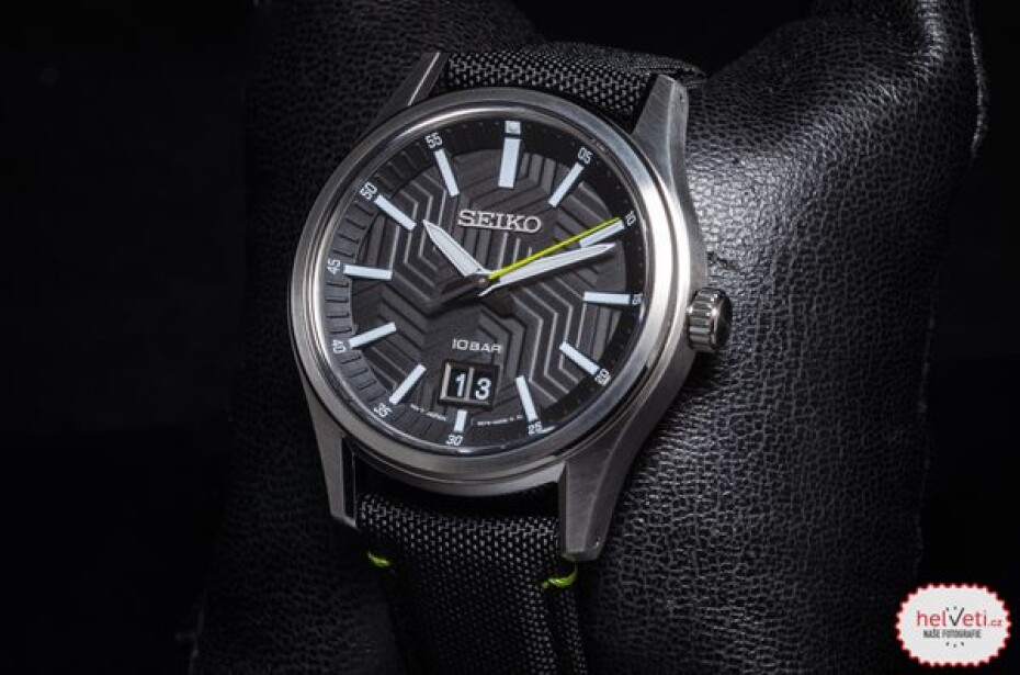 Seiko Quartz SUR517P1 - main (4)