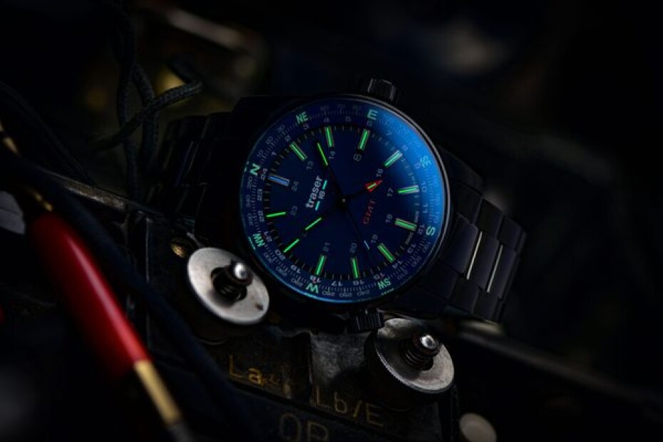 Traser P68 Pathfinder GMT Blue Steel - main (13)