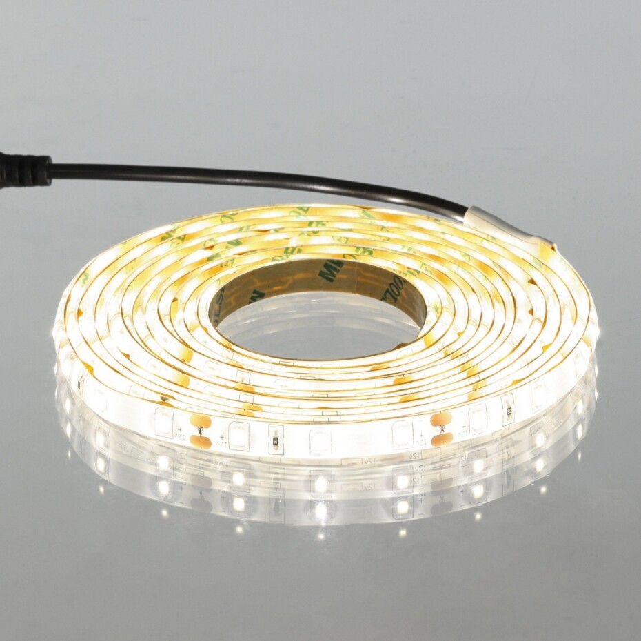 Retlux RLS 104 Samolepící LED pásek teplá bílá, 5 m - main (2)