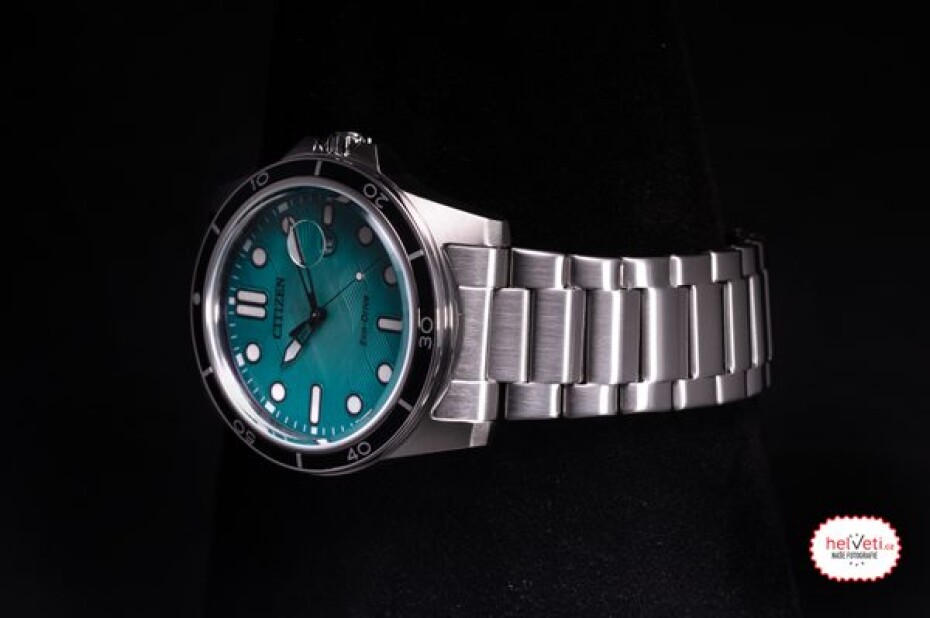 Citizen Eco-Drive Sporty Marine AW1816-89L - main (3)