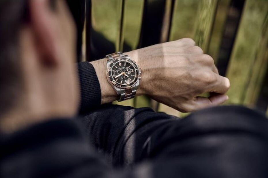 Victorinox Maverick Chronograph 241952 - main (4)