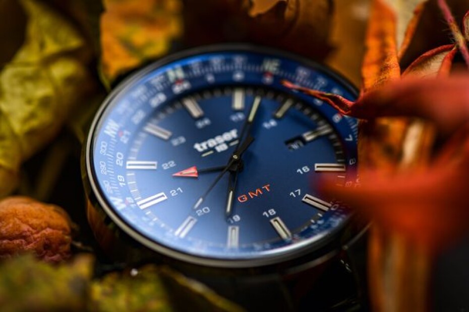 Traser P68 Pathfinder GMT Blue Steel - main (14)