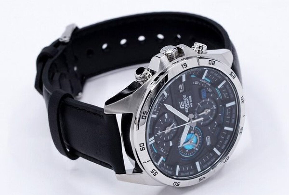 Casio EFR-556L-1AVUEF - main (2)