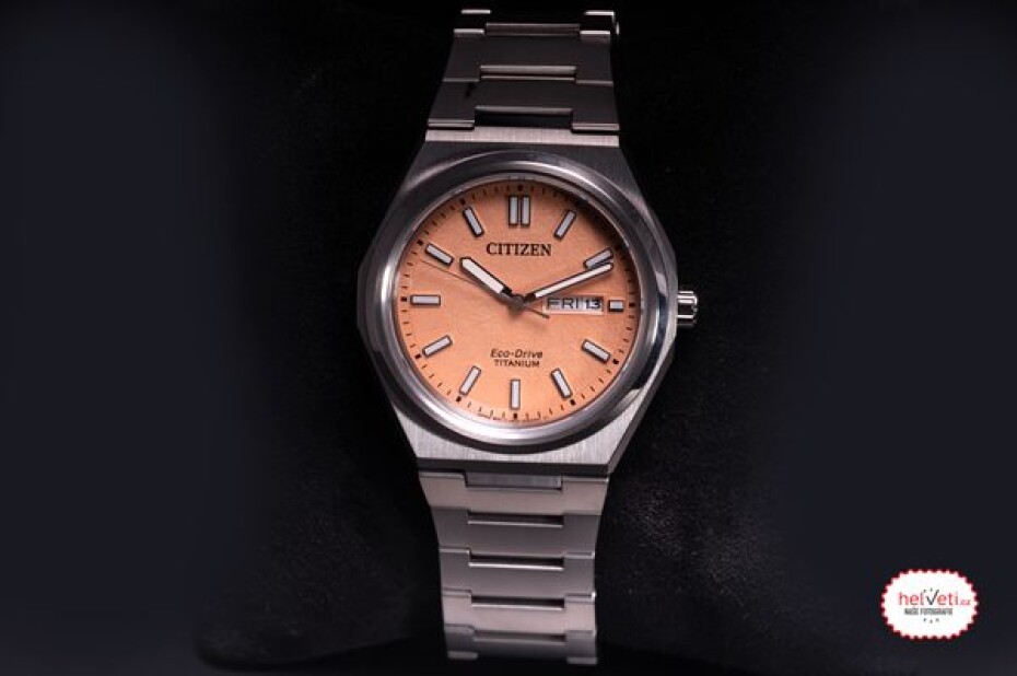 Citizen Eco-Drive Super Titanium AW0130-85ZE - main (4)