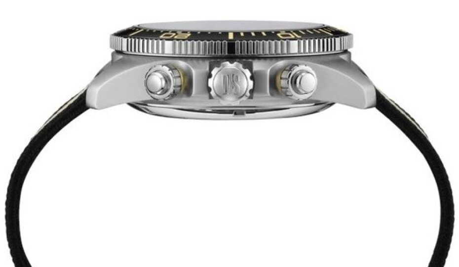 Certina DS Action Diver Chrono C032.827.18.271.00 - main (2)