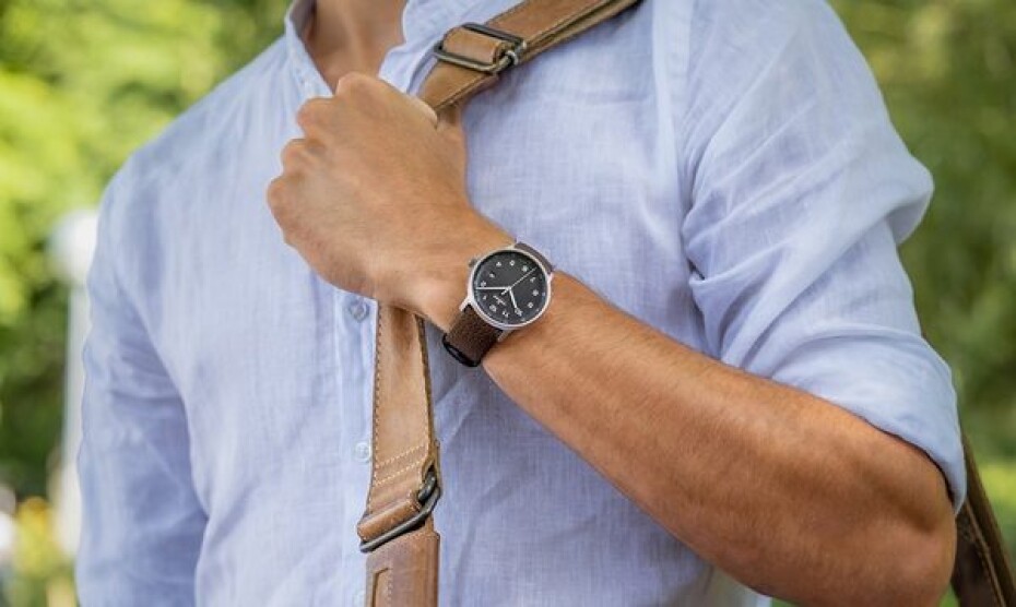 Junghans Form A Titan 27/2002.00 - main (5)