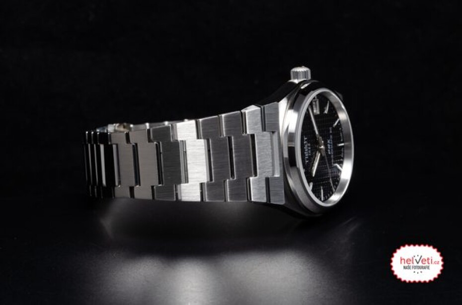 Tissot PRX 35mm Powermatic 80 T137.207.11.051.00 - main (3)