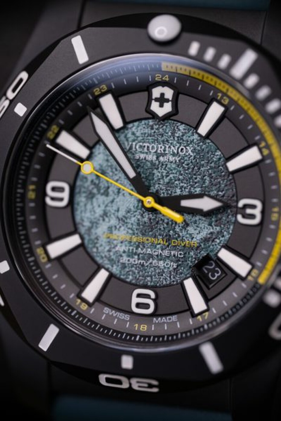 Victorinox I.N.O.X. Pro Diver Titanium 241957.1 - Limited Edition - main (29)