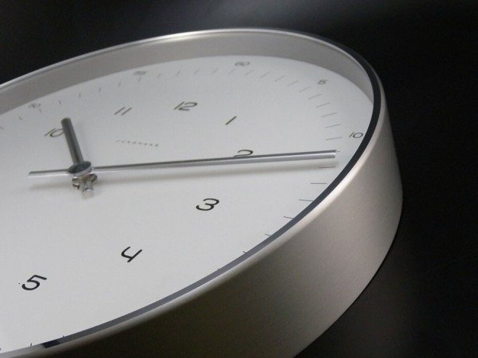 Junghans Max Bill Wanduhr Quartz 22 cm 367/6048.00 - main (8)