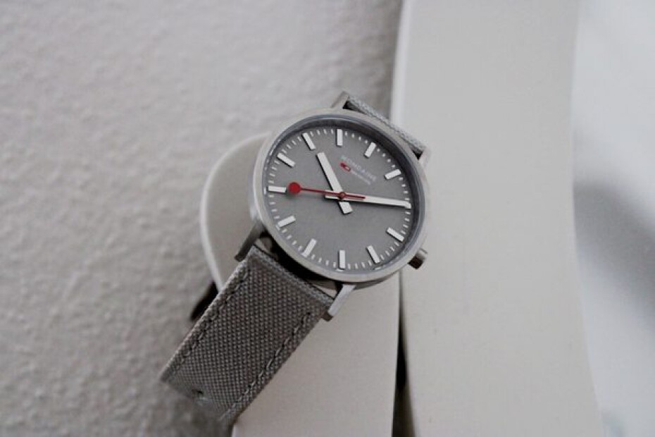 Mondaine Classic A660.30314.80SBH - main (16)