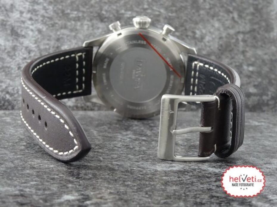 Davosa Aviator Flyback Chronograph 162.499.15 - main (6)