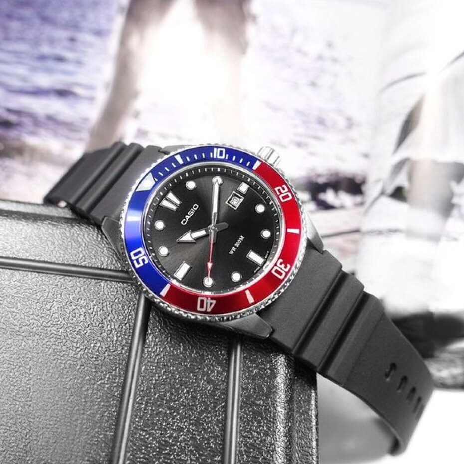 Casio Collection Duro MDV-107-1A3VEF - main (4)