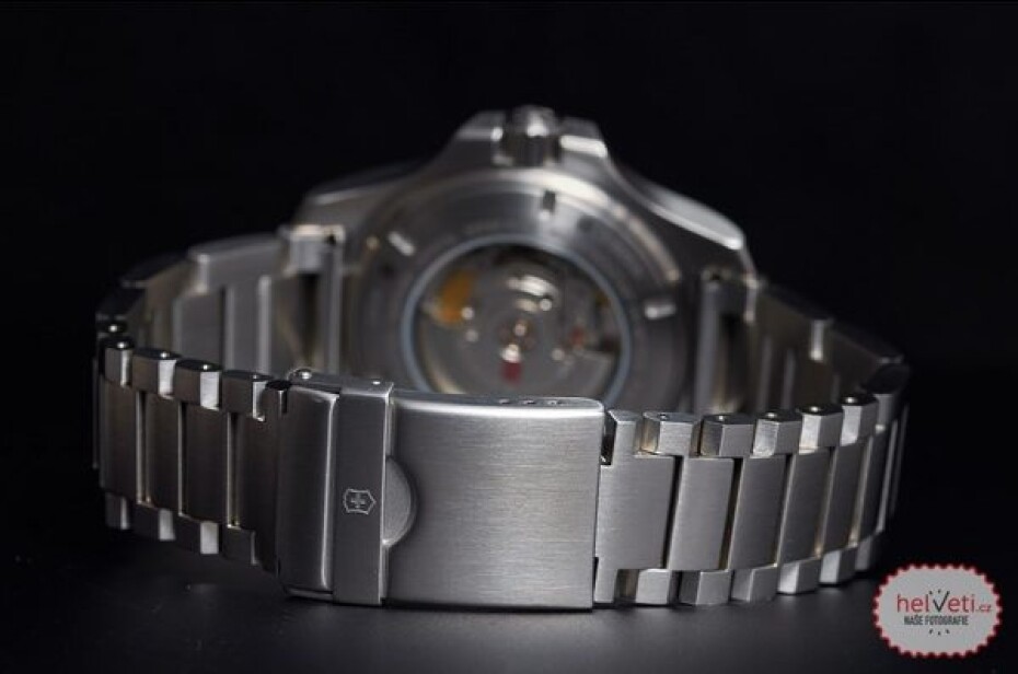 Victorinox I.N.O.X. Mechanical 241835 - main (8)