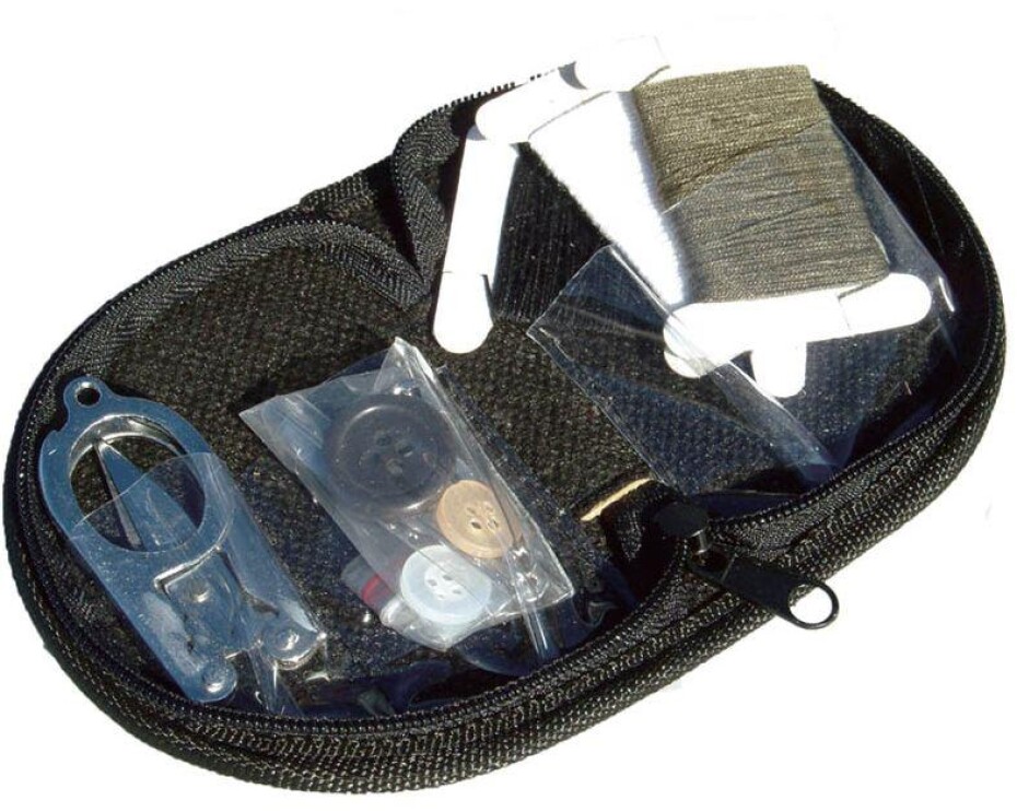 BCB Adventure šicí souprava Sewing Kit black - main (0)