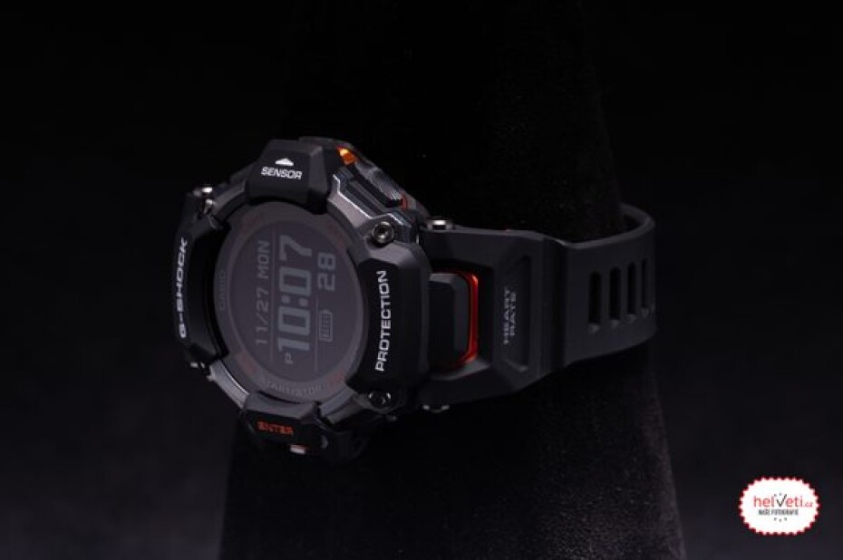 Casio G-Shock G-Squad GBD-H2000-1AER - main (2)