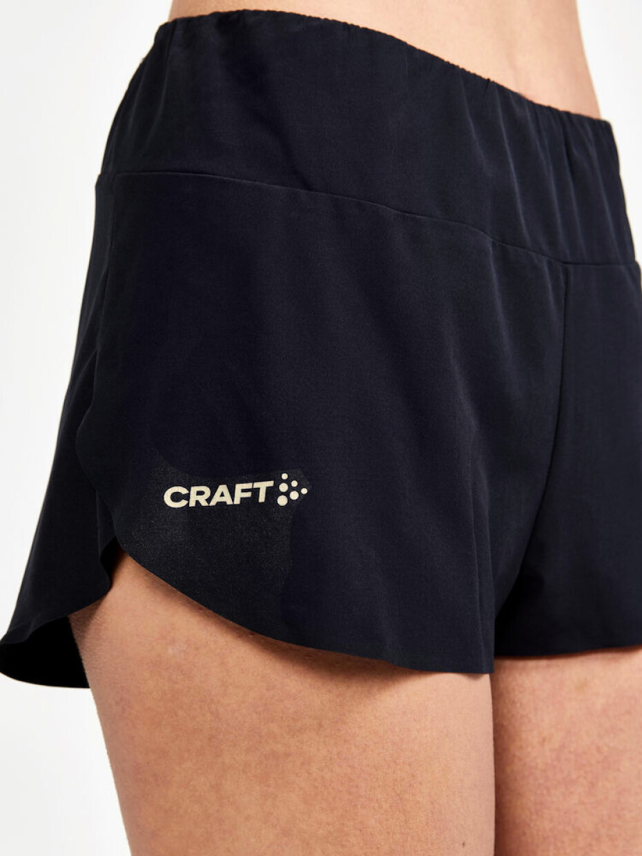 Craft šortky PRO Hypervent Split W černá s růžovou - main (5)