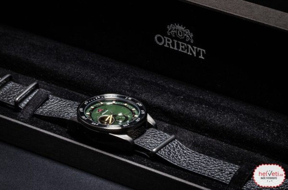 Orient Retro Future Camera RA-AR0202E - main (10)