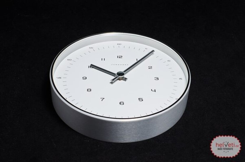 Junghans Max Bill Wanduhr Quartz 22 cm 367/6048.00 - main (2)