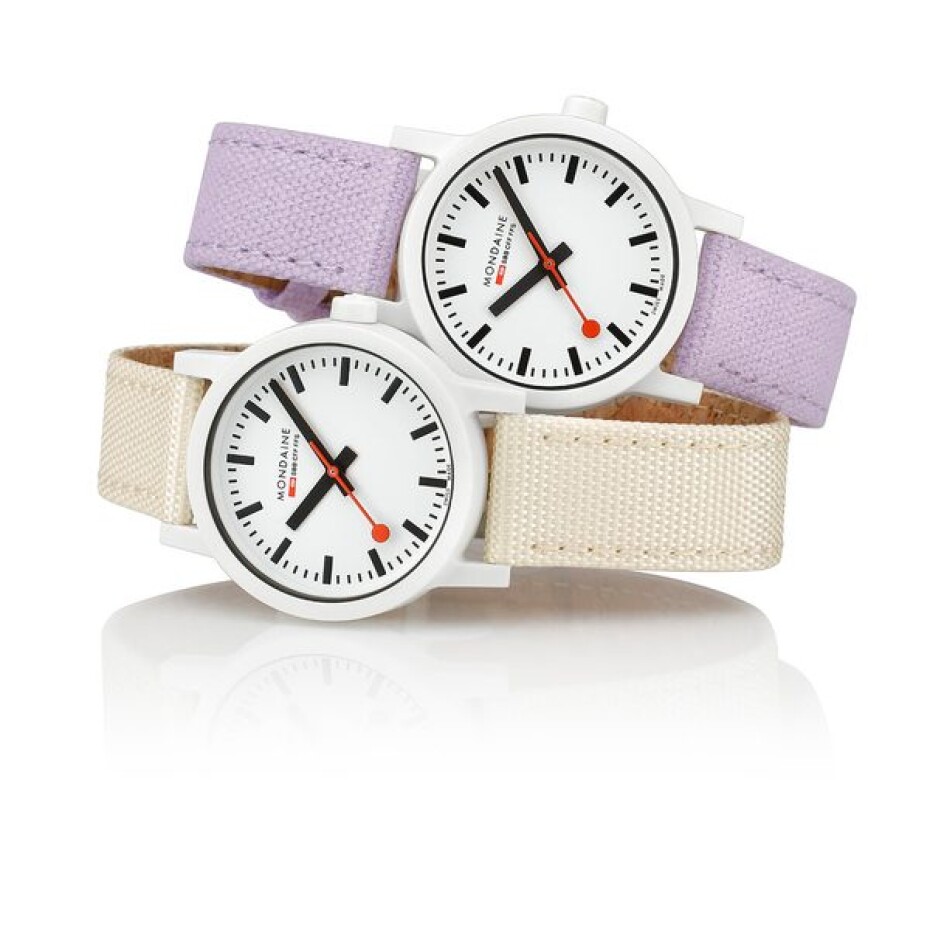 Mondaine Essence MS1.32111.LT - main (10)