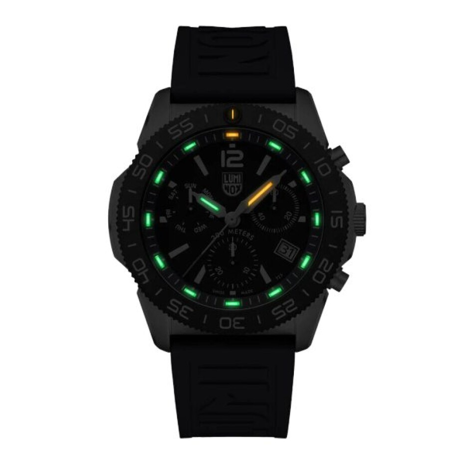 Luminox Pacific Diver Chronograph 3140 Series XS.3143.SET - main (1)