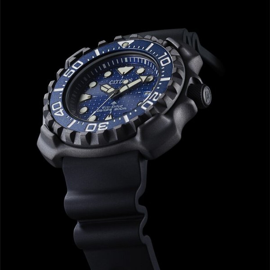 Citizen Promaster Marine Divers Whaleshark Limited Edition BN0225-04L - main (13)